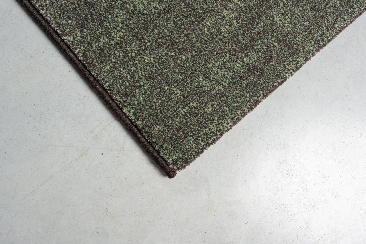 Tapis vert mousse Tapison Home Torino, détail