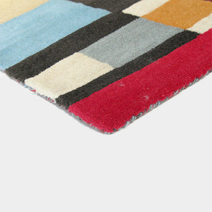  Close-up texture of Brink & Campman Estella Domino wool rug showing 1.7cm hand-tufted pile