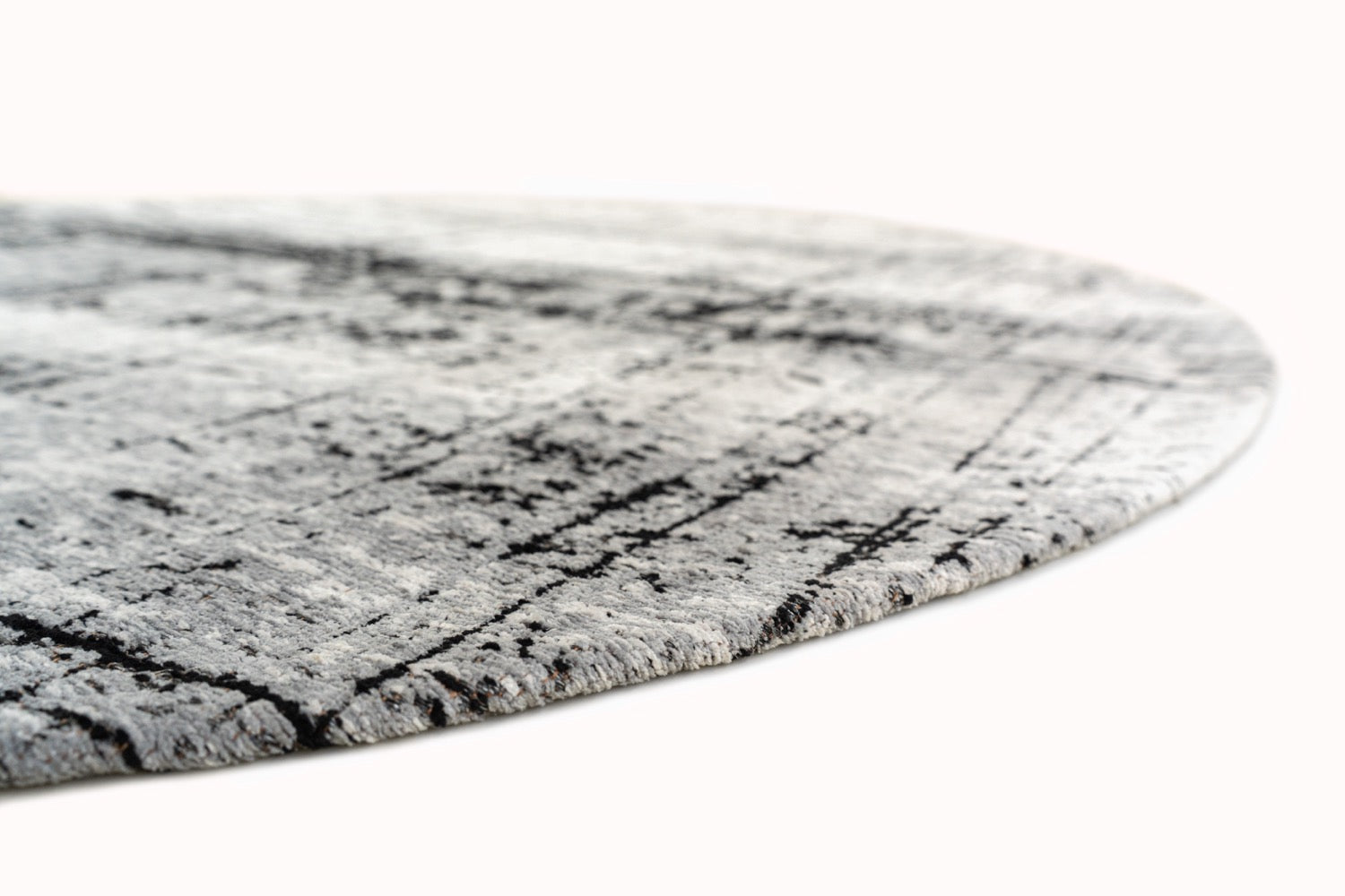 Louis de Poortere Mad Men Griff Round Metro 8926