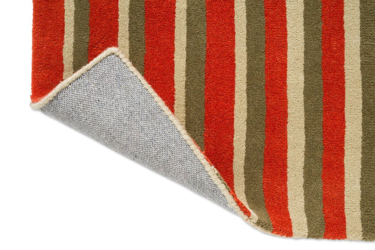 Tapis Brink & Campman Decor Pilar Coral, détail de l'angle replié et du dos