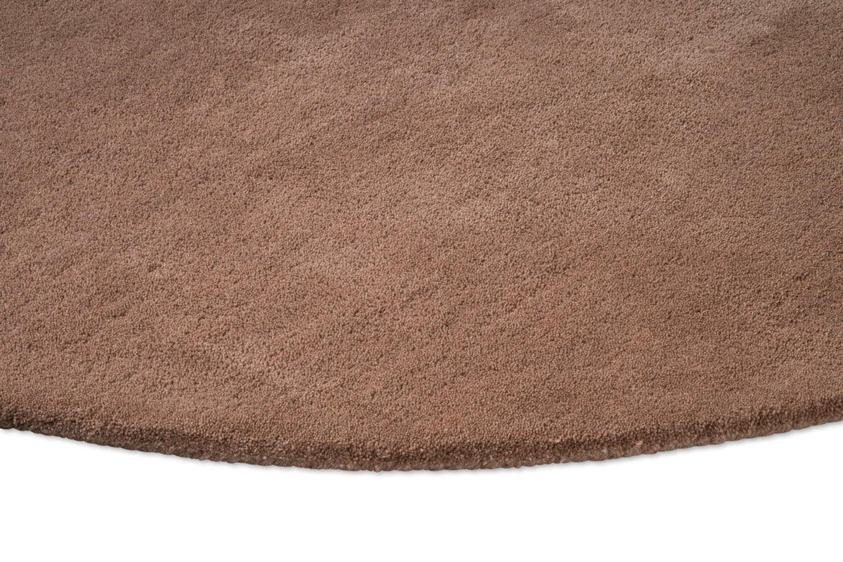 Tapis Brink & Campman Element Lane Red, détail du bord et du poil