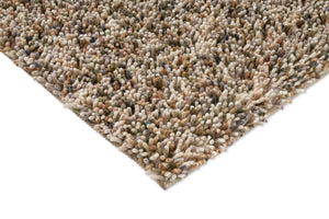 Tapis Brink & Campman Loom Natural Moss, détail de l'angle et du poil