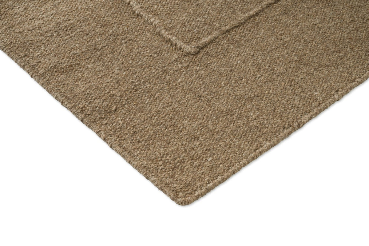 Tapis Brink & Campman Senso Blocks Fur Brown, détail de l'angle et du tissage
