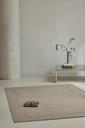 Tapis Brink & Campman Senso Blocks Soft Taupe taupe gris aux trois blocs en relief, dans un intérieur