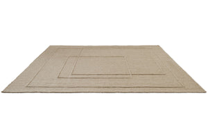 Tapis Brink & Campman Senso Planes Natural beige sable aux rectangles superposés en relief, vue en perspective