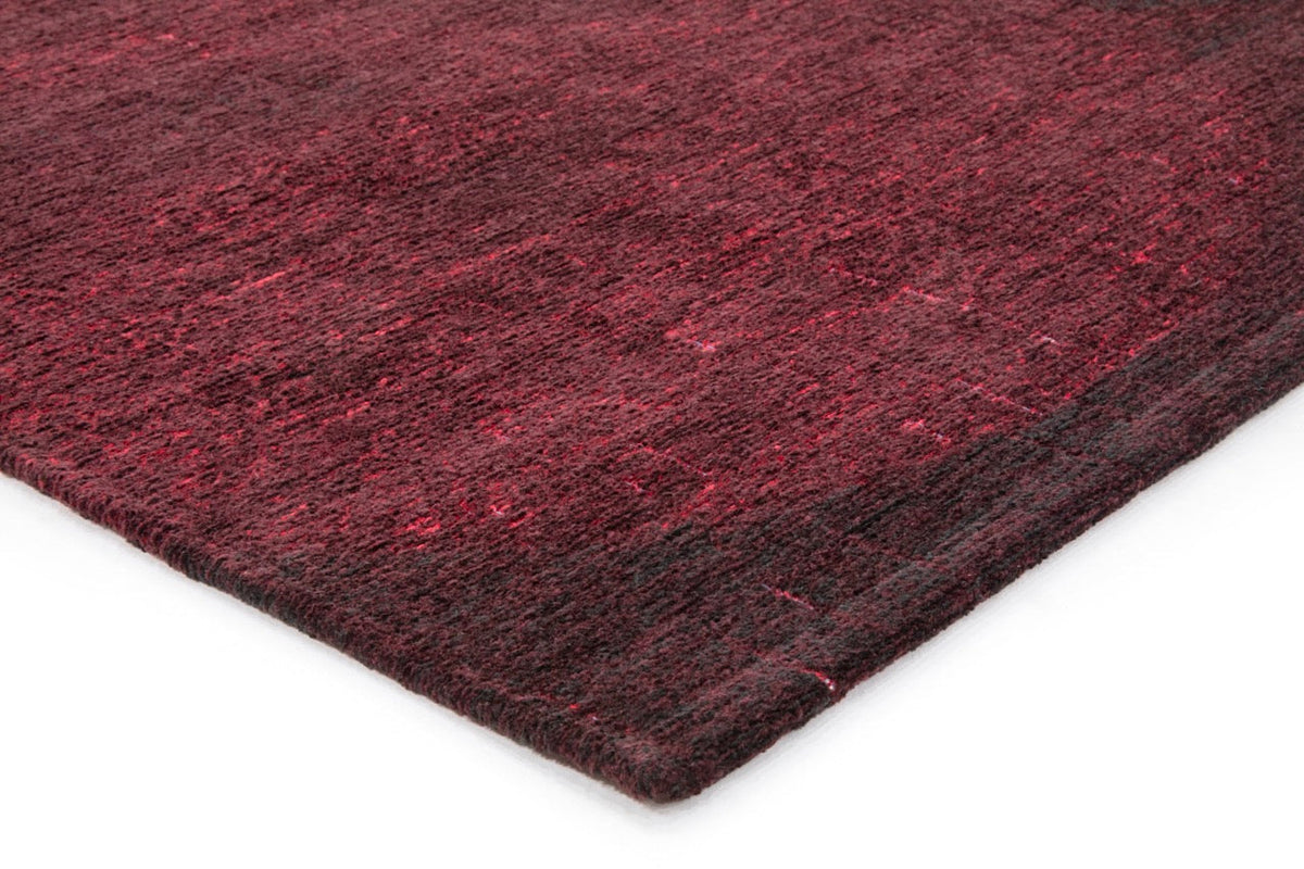 Tapis Acsento Bubbles Burgundy, détail de l'angle et du poil