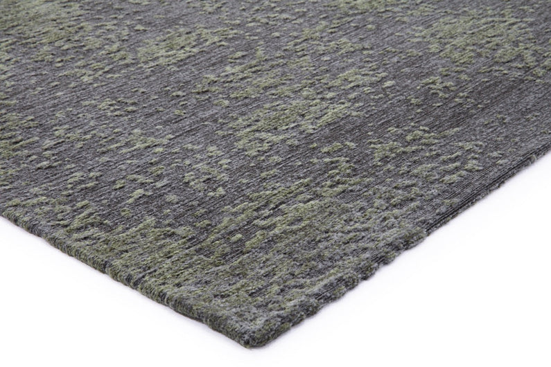 Tapis Acsento Laguna Green, détail de l'angle et du poil
