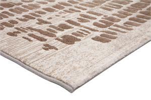 Tapis Acsento Papyrus Beige, détail de l'angle et du poil