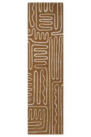 Tapis de couloir Harlequin Hollow Tan caramel aux lignes ivoire, vue de dessus