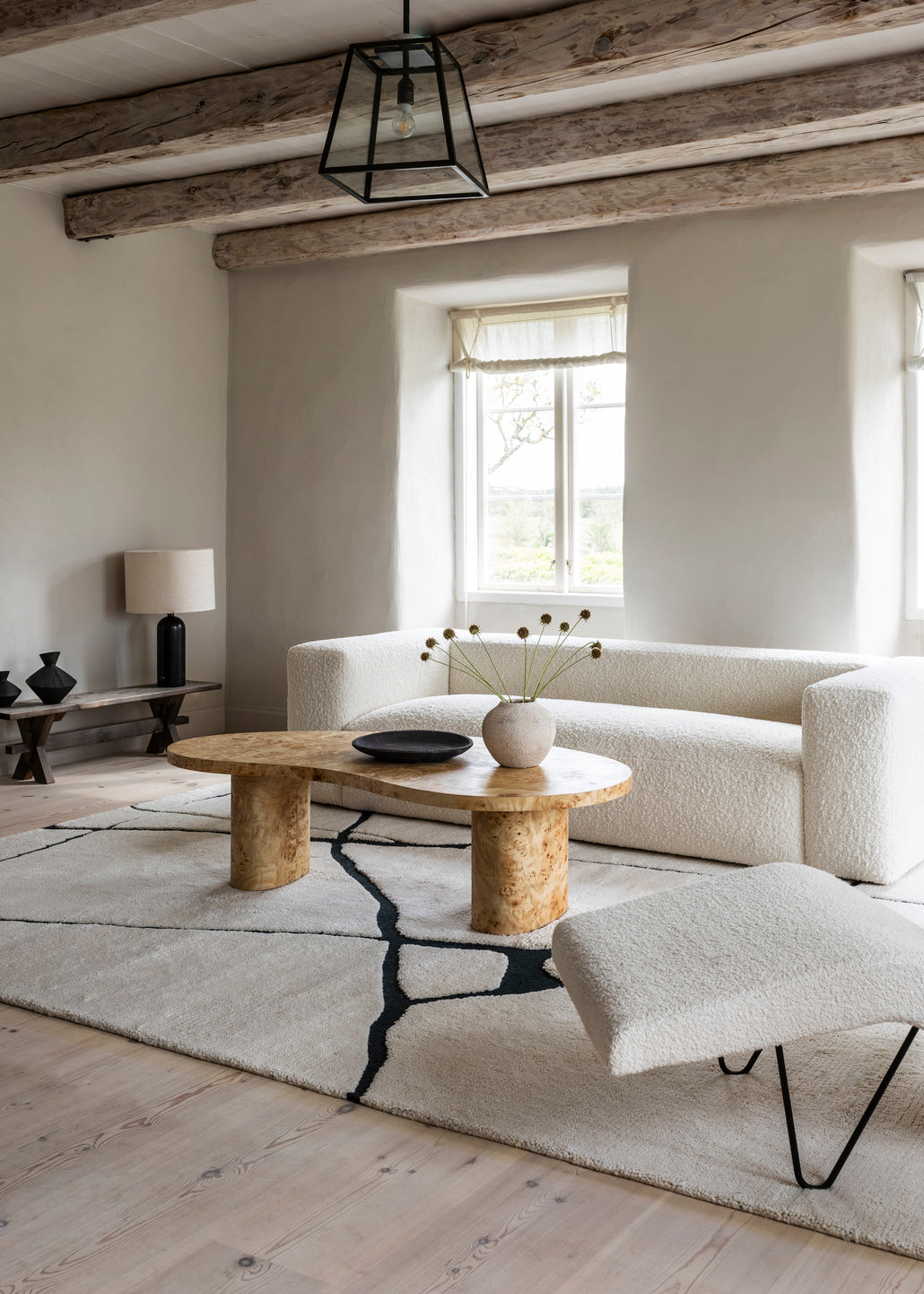 Layered Gotland Gute Black And White