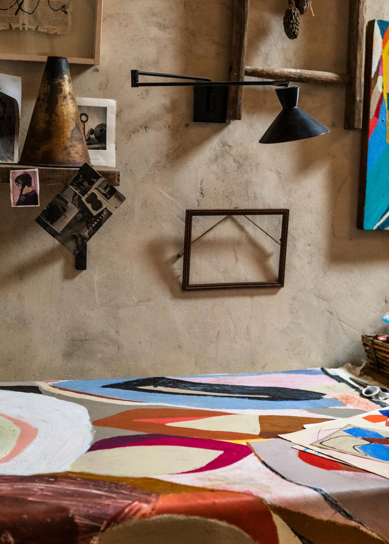 Tapis coloré Layered Heather Chontos Kaleidoscope, dans un intérieur