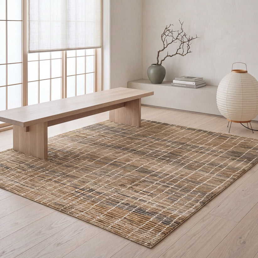Tapis Acsento Siena 68 beige à carreaux doux sable, ocre et anthracite, dans un intérieur