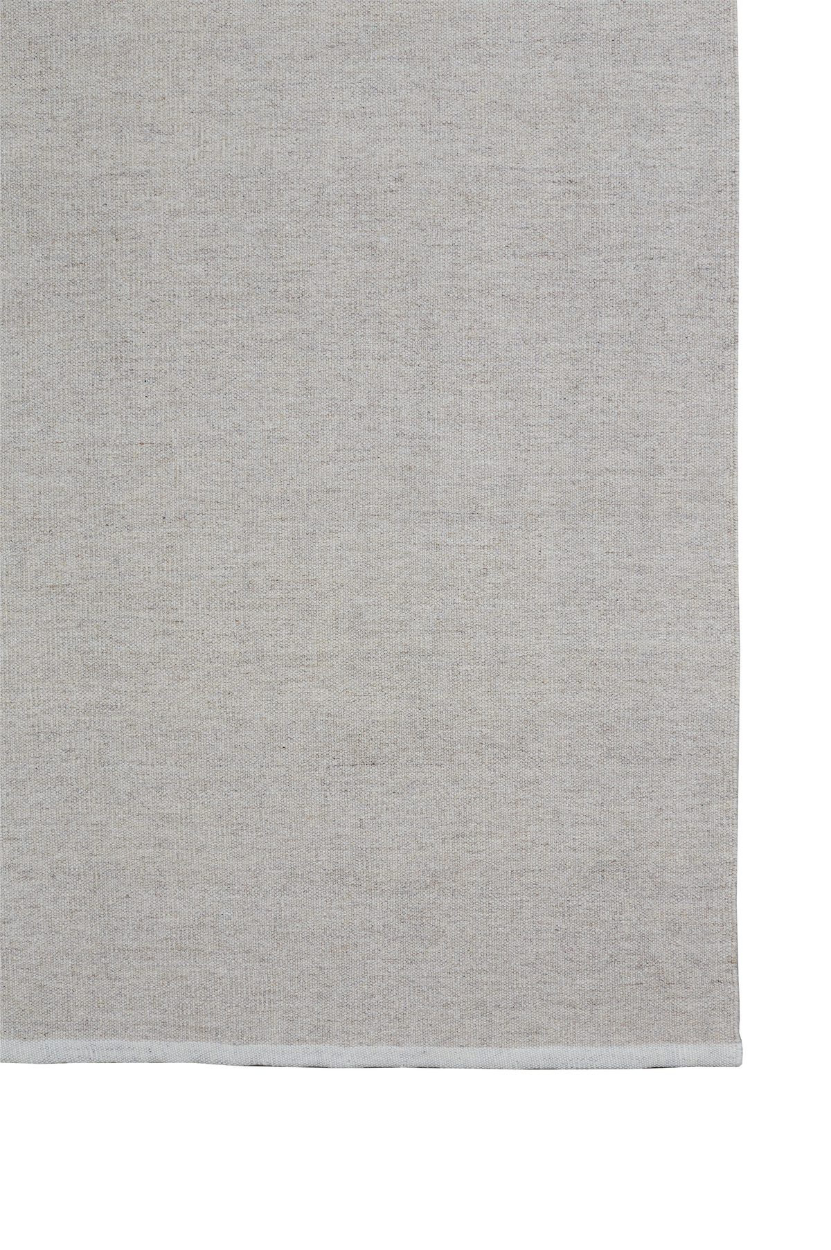 Massimo Escape Kelim Chalk tapis gris clair, vue d'ensemble avec la bande contrastée en bout
