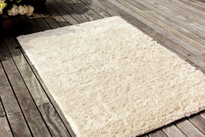 Massimo Rya Cream tapis à poils longs, vue en perspective