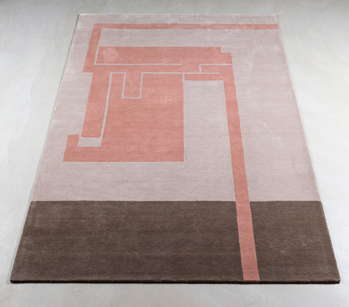 Massimo Structures Fragment 3 tapis rose, vue en perspective