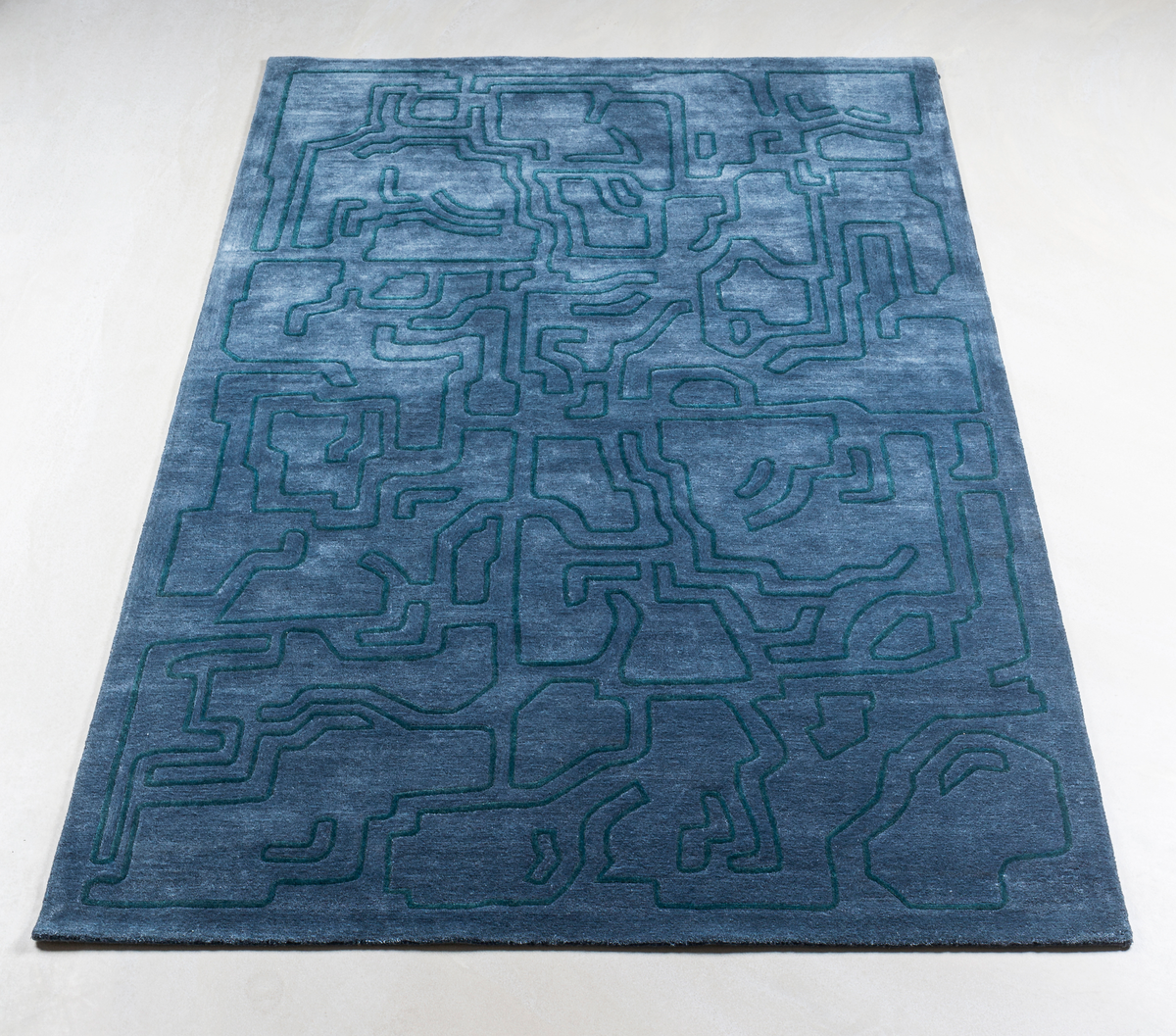Massimo Structures Fragment 4 tapis bleu, vue en perspective